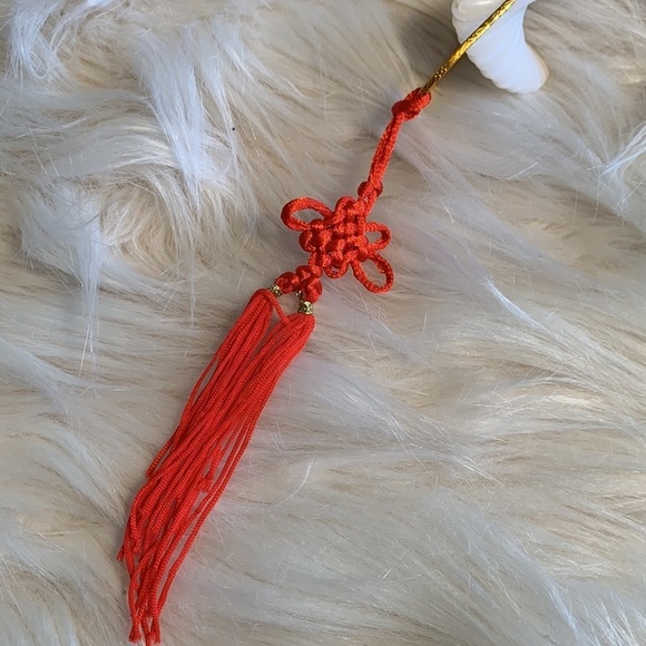 Purple Feather Handheld Fan - Picture 2 of 9